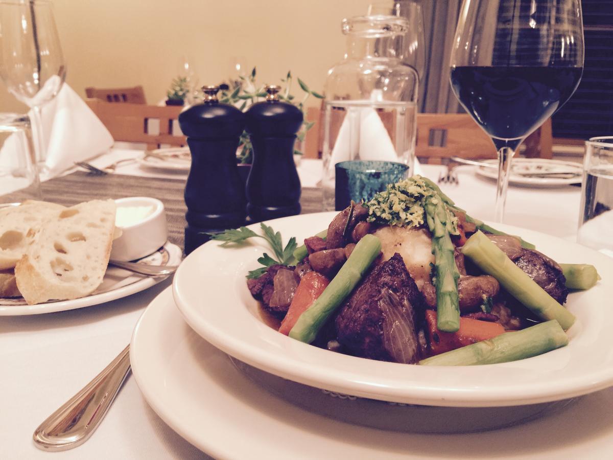 Mccloud Hotel 外观 照片